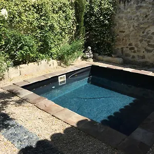 https://chez-marie.fr-provencehotel.com