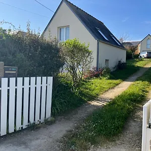 https://le-penty-kerfissien-studio-de-plage.inbrittany.com